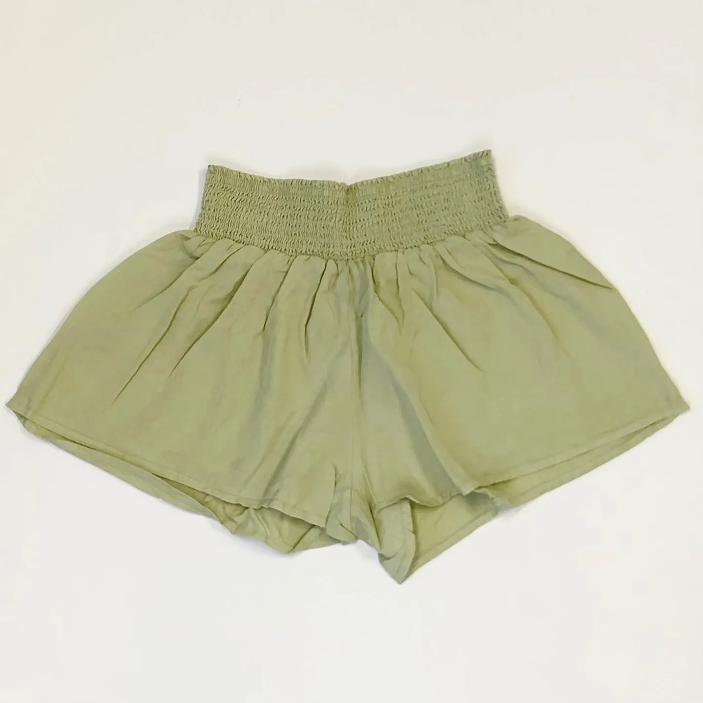 Women Casual Ruffle Smocked Shorts